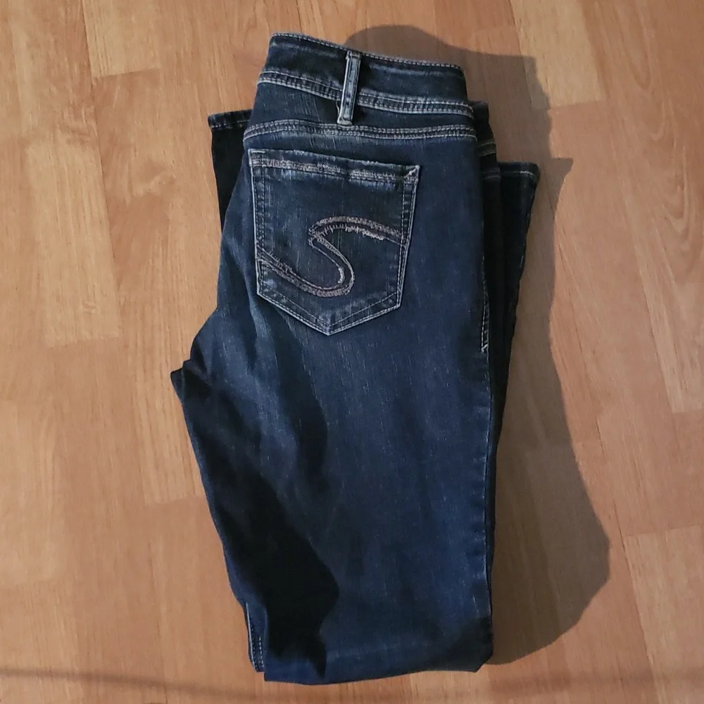 Jeans - Picture 2 of 3